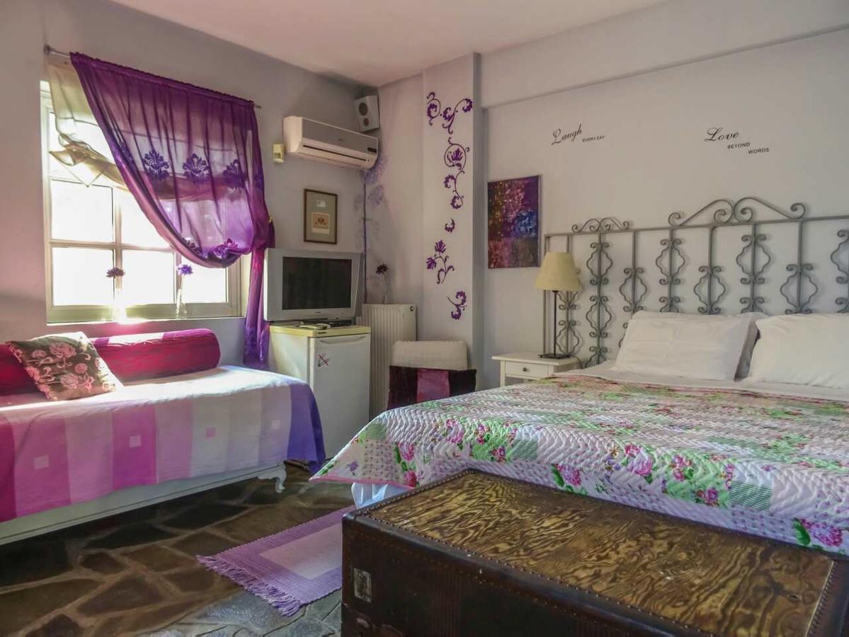 Triple Room with Bathroom